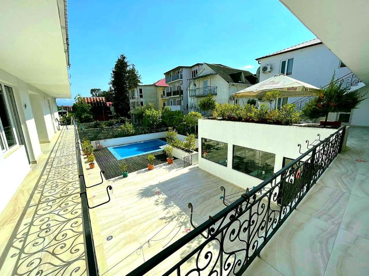 Live Inn Ureki Εξωτερικό φωτογραφία